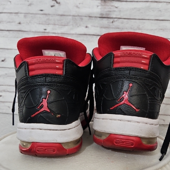 Jordan Black and Red Athletic Shoes - Picture 3 of 6